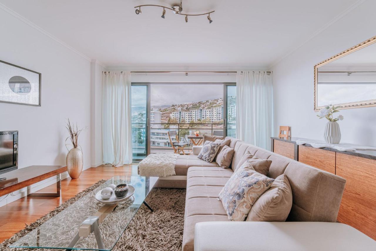 Apartamento Cozy T2 With Ocean View Funchal  Exterior foto